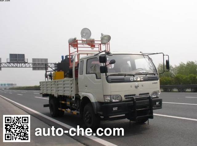 Машина с подъемником для заливки трещин в дорожном покрытии Senyuan (Anshan) AD5090TGF
